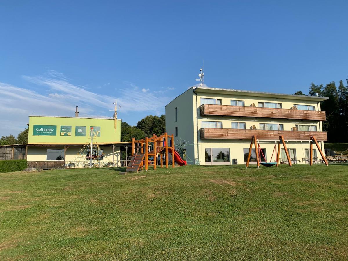 Hotel Devitka Янов Екстериор снимка