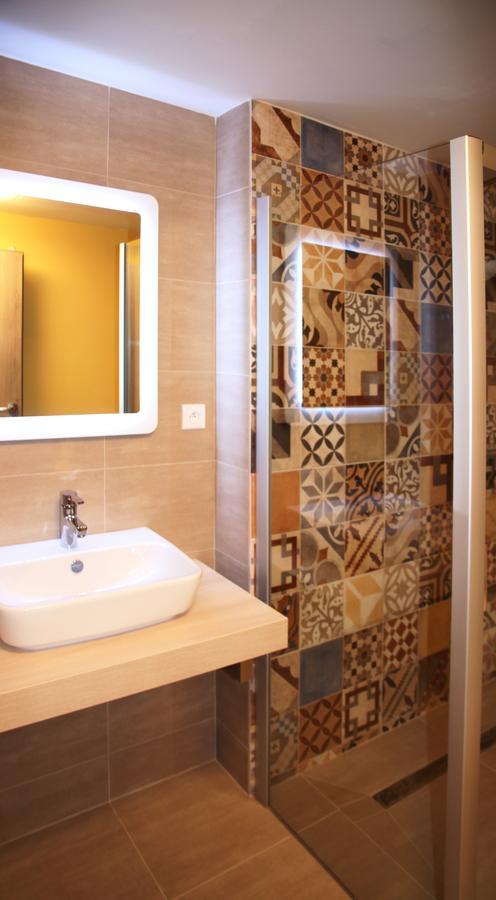 Hotel Devitka Янов Екстериор снимка